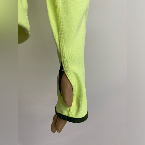 Reebok Women's Running Pullover L/S Shirt, Size Small, (Bright Yellowish-Green) - Picture 6 of 14